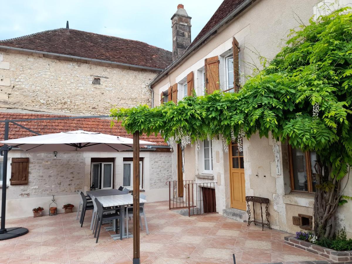Aux Sources De Ouanne Bed & Breakfast Dış mekan fotoğraf